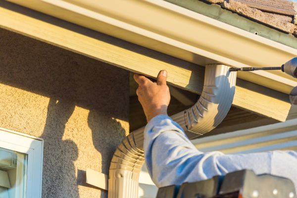 Cost of Aluminum Rain Gutter Service in Olive Branch